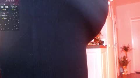 Snapshot of vip_juicy chatting on January 2025 01:20:01 PM VelvettTime online show from January 2025 01:20:01 PM