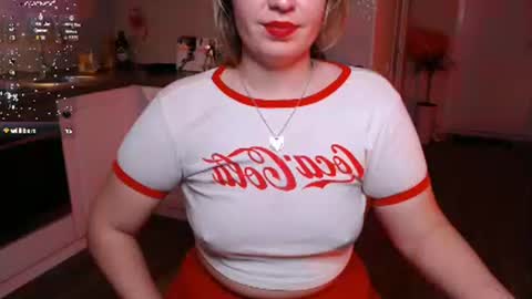 Snapshot of vip_juicy chatting on March 2025 03:27:01 PM VelvettTime online show from March 2025 03:27:01 PM