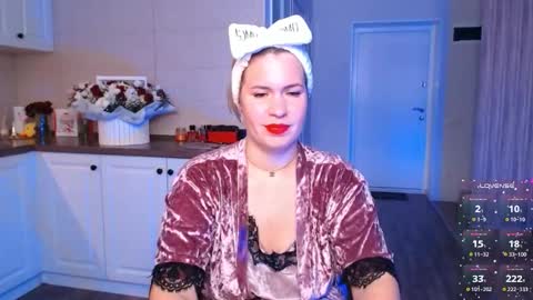 Snapshot of vip_juicy chatting on September 2025 05:07:01 AM VelvettTime online show from September 2025 05:07:01 AM