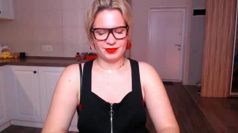  VelvettTime  online show from September 2025 09:34:01 AM