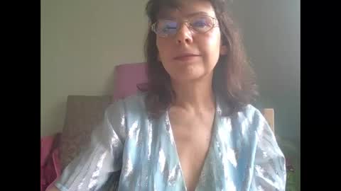 Snapshot of viptarullah chatting on May 2026 09:37:02 AM ViptarullAh online show from May 2026 09:37:02 AM