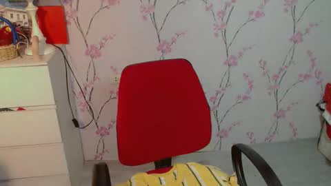 Pearl online show from October 2025 02:23:02 PM