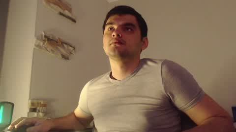 Snapshot of virgil____ chatting on December 2024 02:31:02 AM virgil____ online show from December 2024 02:31:02 AM