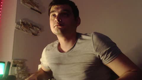 Snapshot of virgil____ chatting on December 2024 05:01:01 PM virgil____ online show from December 2024 05:01:01 PM