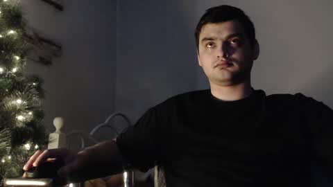 Snapshot of virgil____ chatting on December 2024 12:00:02 PM virgil____ online show from December 2024 12:00:02 PM