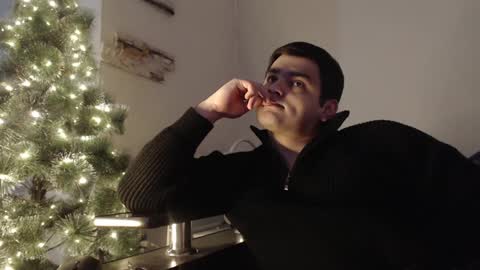 Snapshot of virgil____ chatting on December 2024 11:39:02 AM virgil____ online show from December 2024 11:39:02 AM