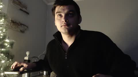 Snapshot of virgil____ chatting on December 2024 01:22:02 PM virgil____ online show from December 2024 01:22:02 PM