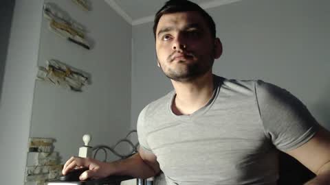 Snapshot of virgil____ chatting on January 2025 08:50:01 PM virgil____ online show from January 2025 08:50:01 PM