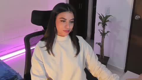 Lu online show from February 2025 02:56:02 AM