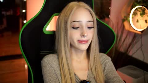 virtualexis online show from November 2025 08:09:01 PM