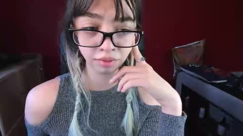 Zoe online show from November 2025 06:58:02 AM