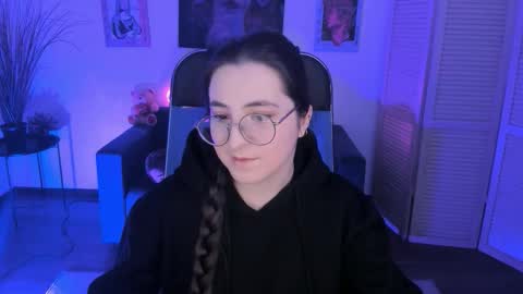 your love online show from December 2025 04:32:01 AM