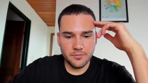 Vito Ferrer online show from January 2025 06:06:01 PM