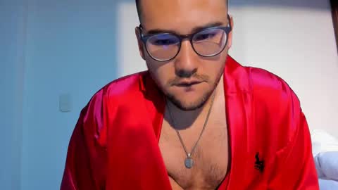 Vito Ferrer online show from March 2025 11:51:01 AM