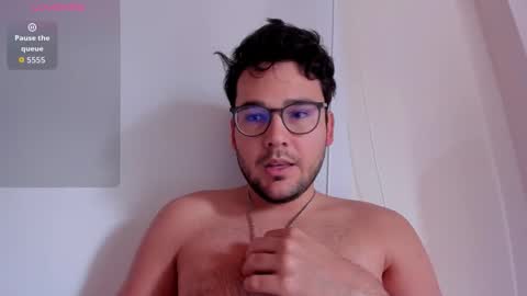 Vito Ferrer online show from September 2025 12:18:01 PM