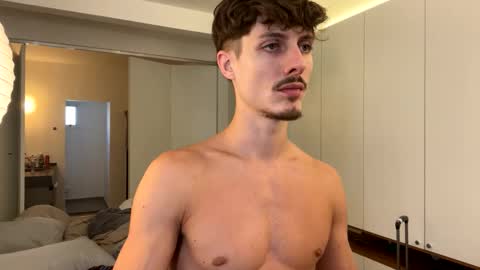 vitoraugustoxxx online show from February 2026 07:54:01 PM
