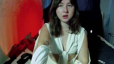 Snapshot of vivi__nova chatting on October 2025 07:32:01 AM Vivi online show from October 2025 07:32:01 AM