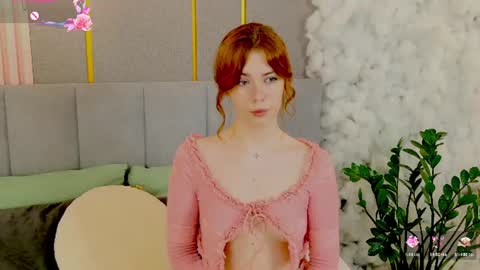 Snapshot of vivi_west chatting on July 2026 06:26:01 PM vivi_west online show from July 2026 06:26:01 PM