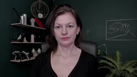 Vivian online show from January 2026 06:50:02 AM