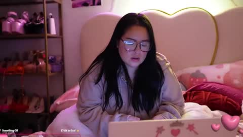 Vivi online show from February 2025 08:11:02 AM