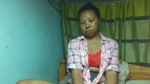 viviane0812 online show from November 2025 07:03:03 PM