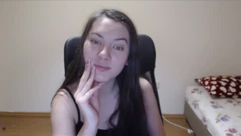 Snapshot of vivianngray chatting on January 2025 01:36:02 AM Vivian Gray online show from January 2025 01:36:02 AM