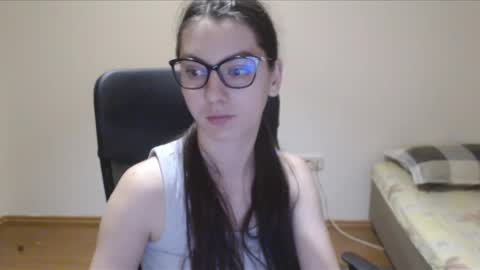Snapshot of vivianngray chatting on March 2025 12:37:02 AM Vivian Gray online show from March 2025 12:37:02 AM