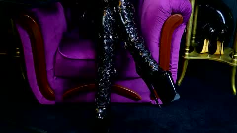 Vivian Reeve online show from October 2025 02:40:02 PM