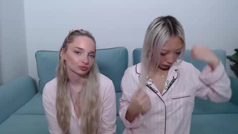 vivianwinters online show from November 2025 01:37:01 AM