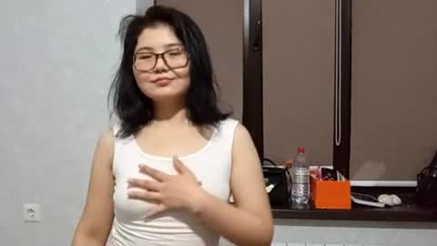 Snapshot of vivianwollert chatting on September 2025 02:06:02 PM Viola online show from September 2025 02:06:02 PM