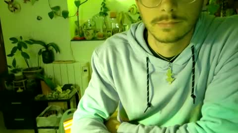 Viv online show from March 2025 10:16:01 PM