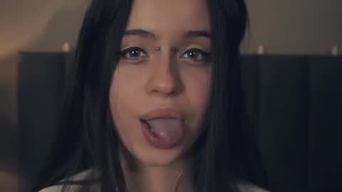 Nelly and Mari online show from February 2025 10:38:02 AM