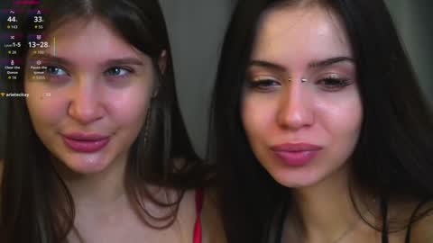 Nelly and Mari online show from March 2026 07:23:01 AM