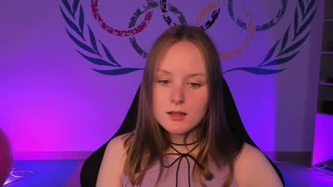 Snapshot of vivienleeigh chatting on December 2024 07:22:01 PM Vivien online show from December 2024 07:22:01 PM