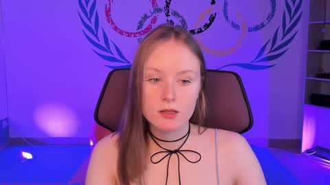 Snapshot of vivienleeigh chatting on December 2024 01:02:02 PM Vivien online show from December 2024 01:02:02 PM
