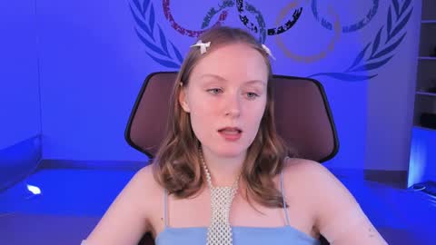 Snapshot of vivienleeigh chatting on December 2024 05:26:02 PM Vivien online show from December 2024 05:26:02 PM