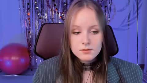 Snapshot of vivienleeigh chatting on February 2025 09:27:02 PM Vivien online show from February 2025 09:27:02 PM
