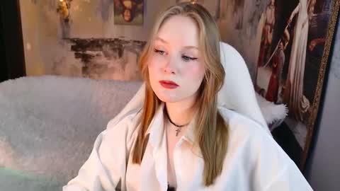 Vivien online show from March 2026 05:24:01 AM