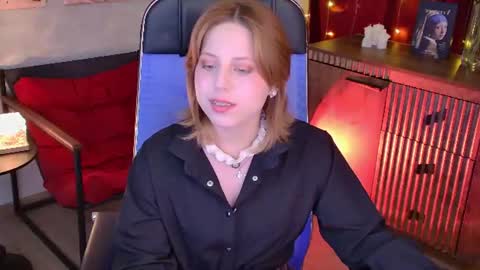 Vivienne  online show from June 2026 12:53:02 PM