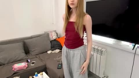 Kristy online show from March 2026 01:22:02 PM