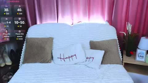 Snapshot of vivimoonx chatting on May 2026 08:11:01 AM Vika online show from May 2026 08:11:01 AM