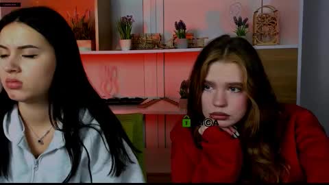 vivy_star online show from November 2025 07:01:02 PM