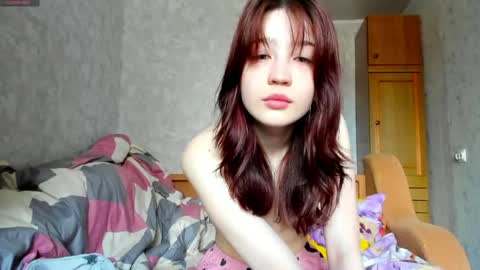 Snapshot of vixen_lab chatting on May 2026 07:24:01 AM Nika 18 . online show from May 2026 07:24:01 AM