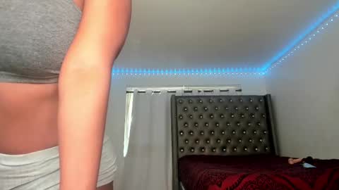 Sasha Malone online show from December 2025 04:46:02 PM