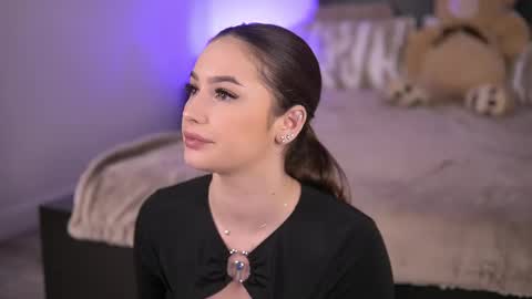 vixenamour online show from November 2025 06:47:02 AM