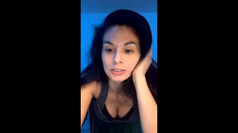 Snapshot of vixenblade chatting on February 2026 06:22:01 AM vixenblade online show from February 2026 06:22:01 AM