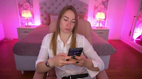 Ur Lady online show from April 2026 08:11:02 PM