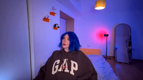 Snapshot of vixenp chatting on January 2025 06:56:02 PM Polly Online mostly at 9pm-2am UK Time online show from January 2025 06:56:02 PM