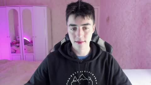 Snapshot of vlad1605 chatting on December 2024 02:31:01 AM Martin online show from December 2024 02:31:01 AM