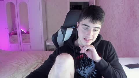 Snapshot of vlad1605 chatting on December 2024 02:20:02 AM Martin online show from December 2024 02:20:02 AM